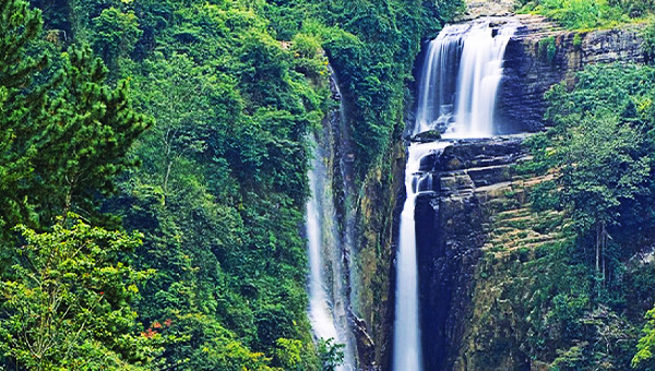 Roxaval Travels Sri Lanka - Exploring Sri Lanka's Hill Country: