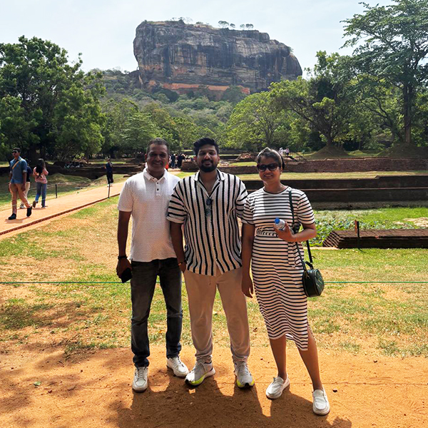 Recant Tours in Sri Lanka - Happy Cutomers with Roxaval Travels